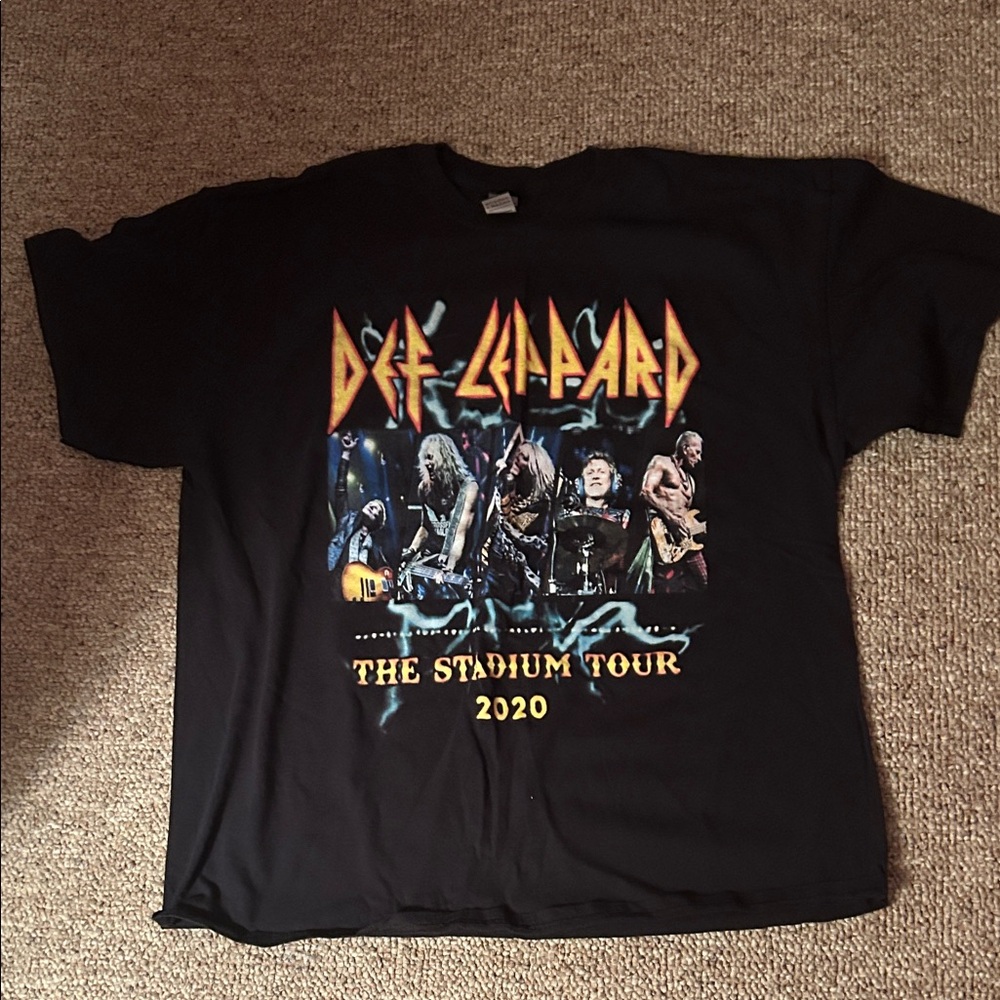 Womans Black Tour T-Shirt